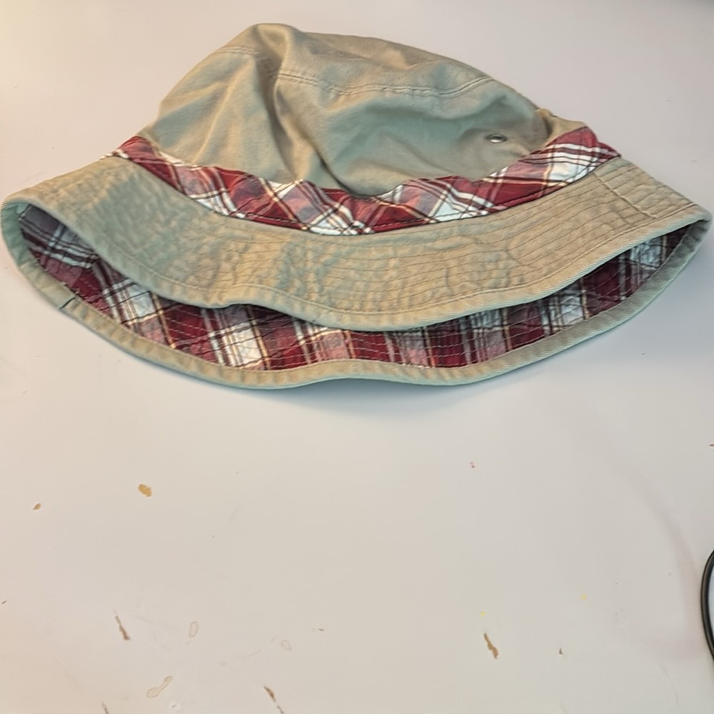 Beach Hat - Picture 2 of 2